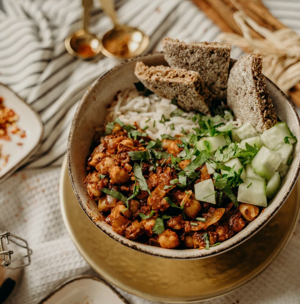 Spicy Chickpea and Brown Rice Bowl